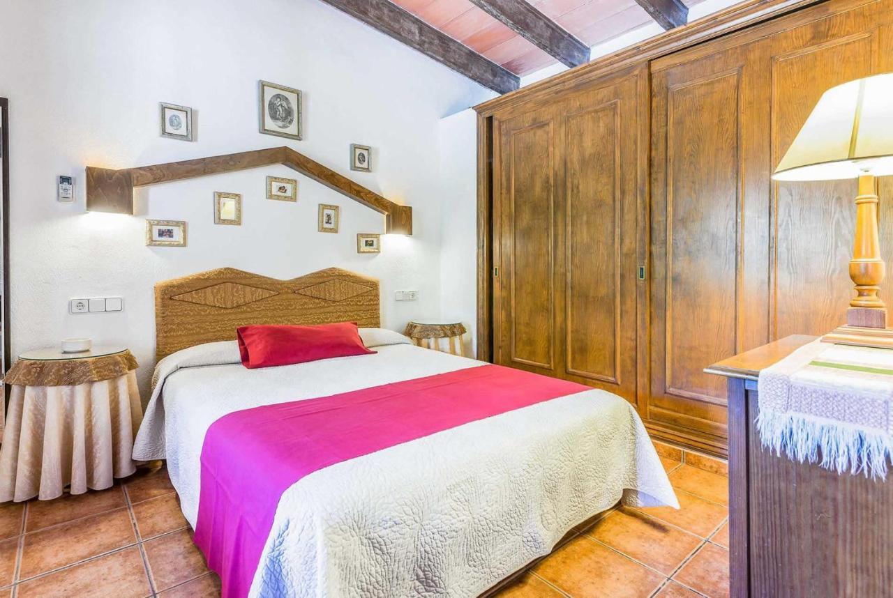 Es Refugi Villa